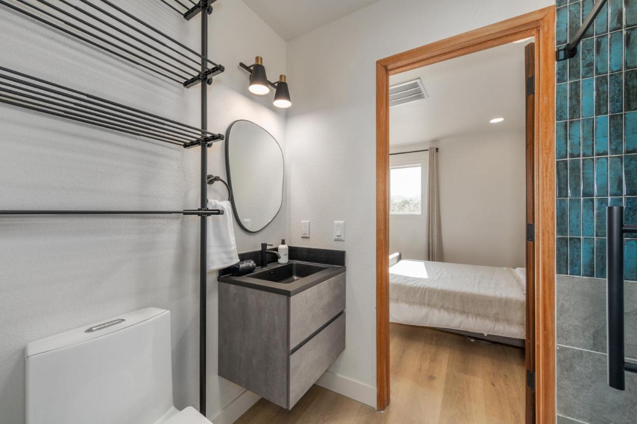 @ Marbella Lane - Rainbow House Glampers Paradise Джошуа-Три Экстерьер фото